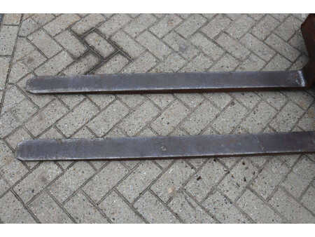 Elektro 4 Rad 2017  Toyota 8FBM20T (11)