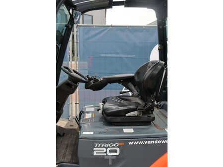 Elektro 4 Rad 2017  Toyota 8FBM20T (21)