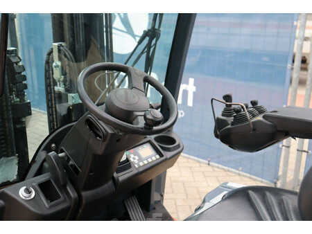 Elektro 4 Rad 2017  Toyota 8FBM20T (23)