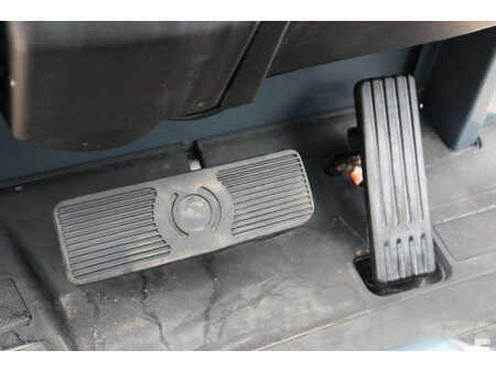 Elektro 4 Rad 2017  Toyota 8FBM20T (24)