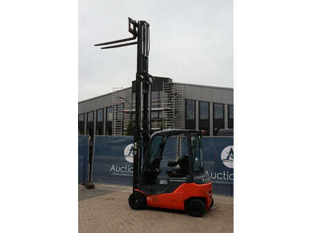 Elektro 4 Rad 2017  Toyota 8FBM20T (35)