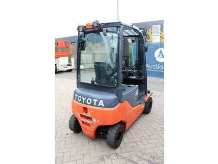 Elektro 4 Rad 2017  Toyota 8FBM20T (6)