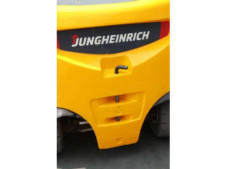 El Truck - 4-hjul 2015  Jungheinrich EFG 550 (17)