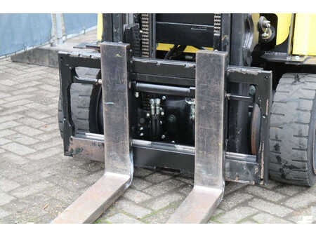 Carrelli elettrici 4 ruote 2015  Hyster E3.2XN (11)