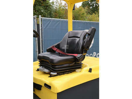 Carrelli elettrici 4 ruote 2015  Hyster E3.2XN (23)