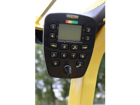 Carrelli elettrici 4 ruote 2015  Hyster E3.2XN (30)