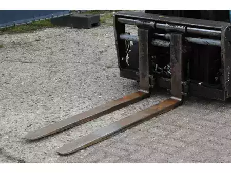 Chariots électriques à 4 roues 2018  Toyota 8FBE16T (10)