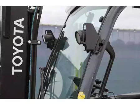 Chariots électriques à 4 roues 2018  Toyota 8FBE16T (13)