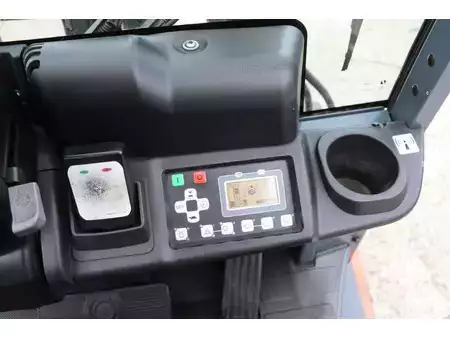 Chariots électriques à 4 roues 2018  Toyota 8FBE16T (27)