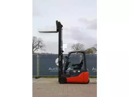 Chariots électriques à 4 roues 2018  Toyota 8FBE16T (36)