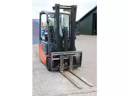 Chariots électriques à 4 roues 2018  Toyota 8FBE16T (7)