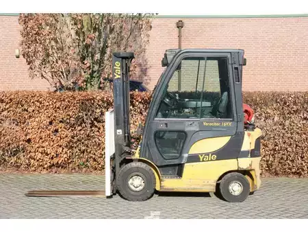 LPG VZV 2014  Yale GLP16VX (2)