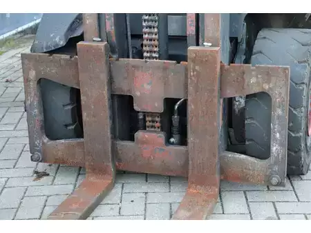 Diesel heftrucks 2016  Linde H35D (11)