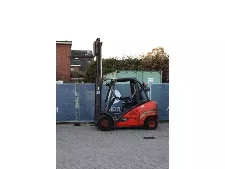 Diesel heftrucks 2016  Linde H35D (39)