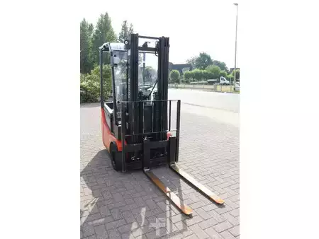 Carrelli elettrici 4 ruote 2017  Toyota 7FBEST13 (7)
