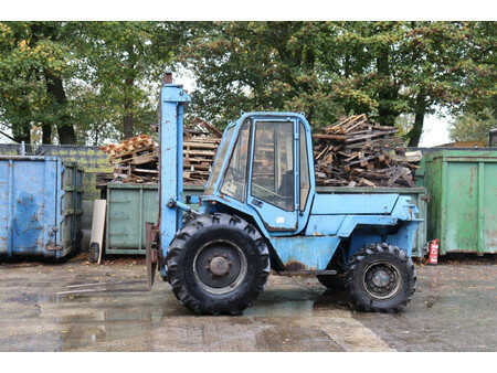 Terénní vysokozdvižný vozík 1990  Manitou M430CP (1)