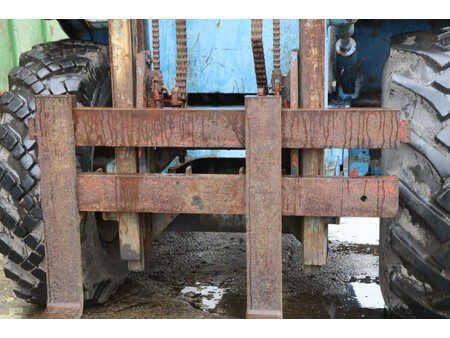 Terénní vysokozdvižný vozík 1990  Manitou M430CP (11)