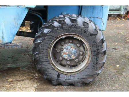 Terénní vysokozdvižný vozík 1990  Manitou M430CP (13)