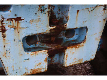 Terénní vysokozdvižný vozík 1990  Manitou M430CP (16)