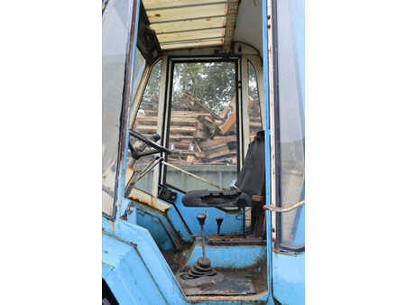 Terénní vysokozdvižný vozík 1990  Manitou M430CP (17)