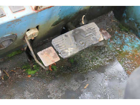 Terénní vysokozdvižný vozík 1990  Manitou M430CP (20)