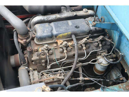 Terénní vysokozdvižný vozík 1990  Manitou M430CP (29)