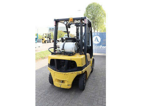 Carrelli elevatori GPL 2011  Yale GLP25VX F2170 (6)