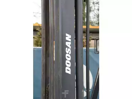 LPG VZV - Doosan G25G-5 (12)