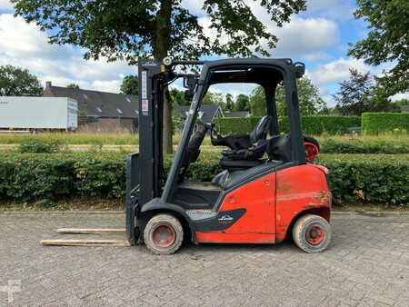 Carretilla elevadora GLP 2017  Linde H20T-01 (2)