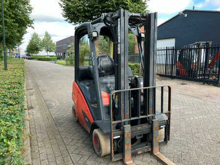 Carretilla elevadora GLP 2017  Linde H20T-01 (6)