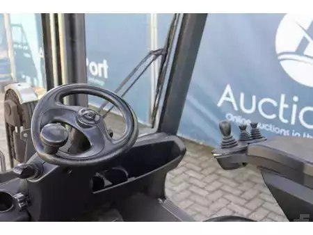 Diesel truck 2012  Linde H25D-01 (23)