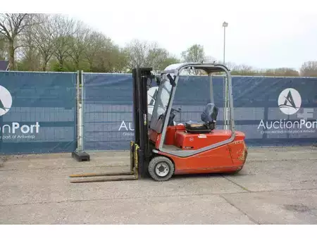 Elektro 4 Rad 2005  BT C3E200 (1)