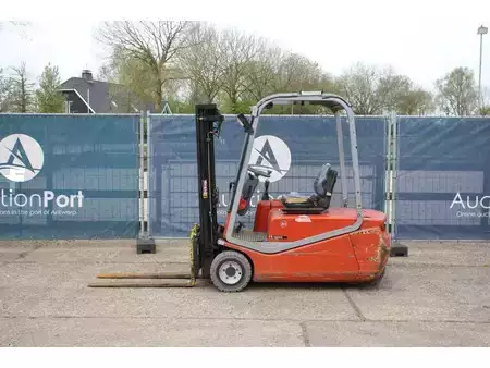 Elektro 4 Rad 2005  BT C3E200 (2)