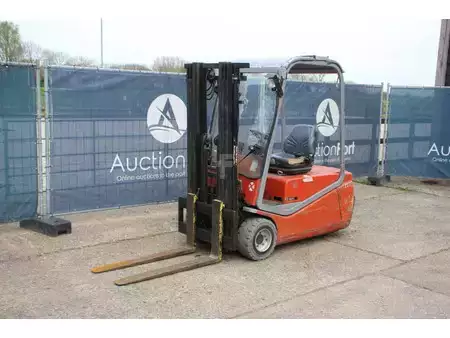 Elektro 4 Rad 2005  BT C3E200 (8)