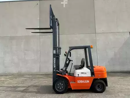 Dieselový VZV 2025  CPC30  (37)