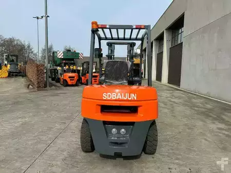 Dieselový VZV 2025  CPC30  (6)