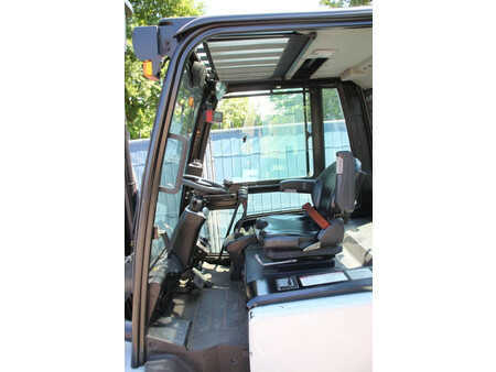 Eléctrico - 4 rodas 2016  Unicarriers HX50 (17)