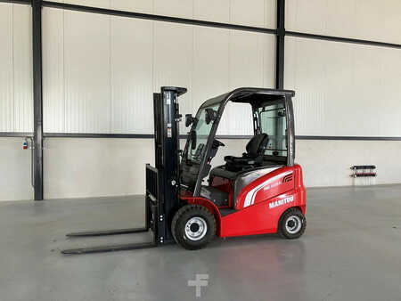 Chariots électriques à 4 roues 2022  Manitou ME 425C 8 V (1)