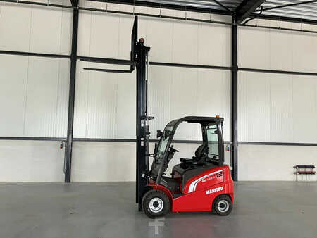 Chariots électriques à 4 roues 2022  Manitou ME 425C 8 V (15)