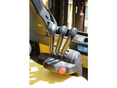Eléctrico - 4 rodas 2018  Hyster E3.0XN MWB (25)
