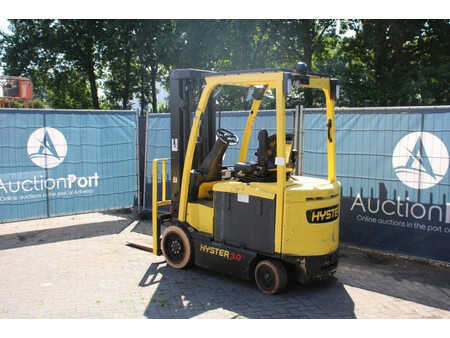 Eléctrico - 4 rodas 2018  Hyster E3.0XN MWB (3)