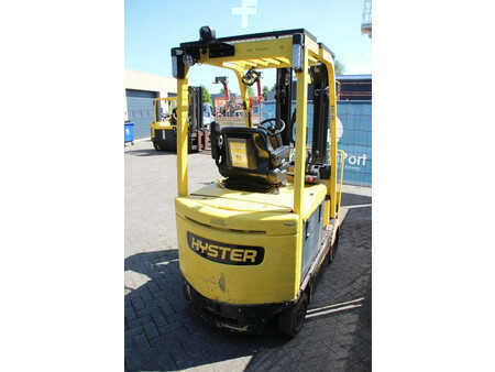 Eléctrico - 4 rodas 2018  Hyster E3.0XN MWB (5)