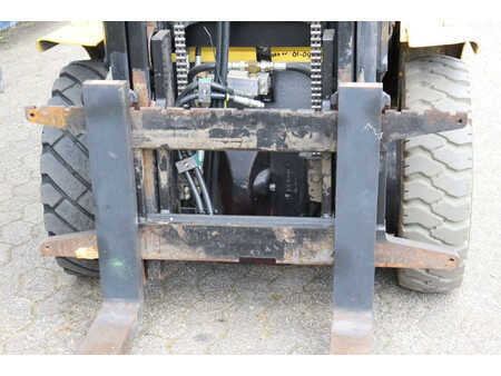LPG Forklifts 2002  Hyster H2.50XM (10)