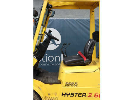 LPG Forklifts 2002  Hyster H2.50XM (15)