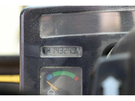 LPG Forklifts 2002  Hyster H2.50XM (20)