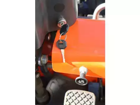 Carrelli elevatori diesel 2026  Huahe HH35Z (27)