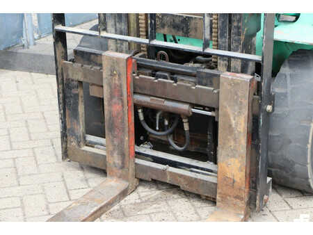 Diesel Forklifts 1995  Mitsubishi FD30MC-T (12)