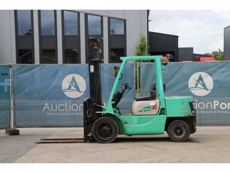 Diesel Forklifts 1995  Mitsubishi FD30MC-T (2)
