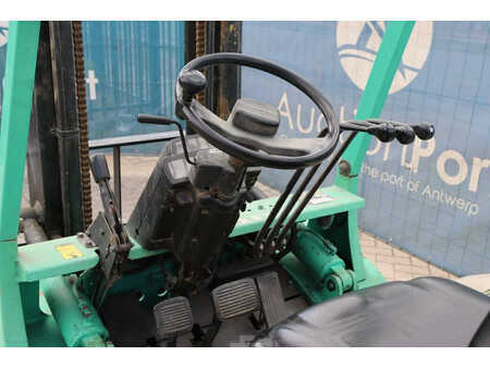 Diesel Forklifts 1995  Mitsubishi FD30MC-T (30)