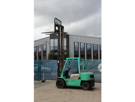 Diesel Forklifts 1995  Mitsubishi FD30MC-T (37)